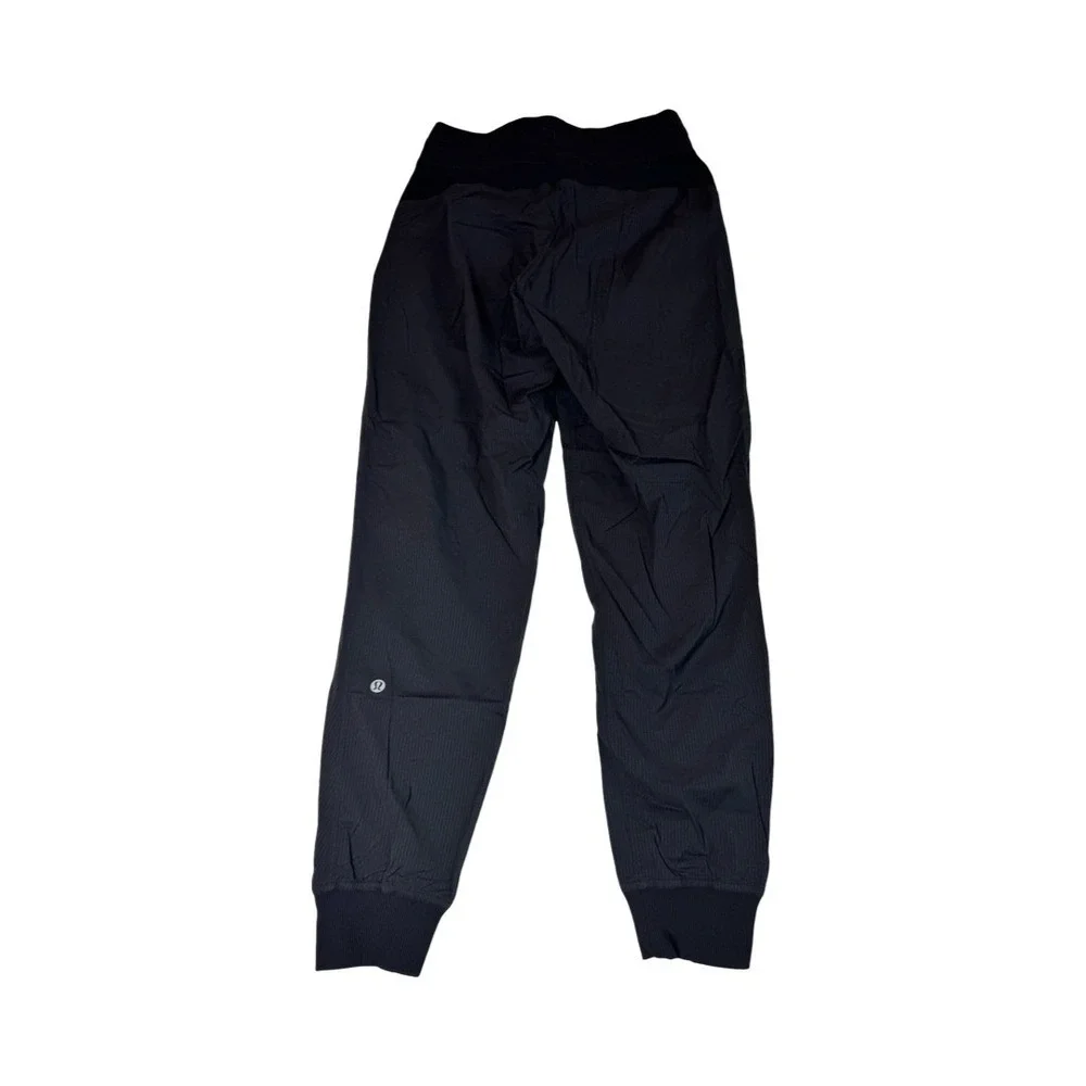 Lululemon Dance Studio Mid Rise Jogger 7/8 Black Athletic Pants Womens 4